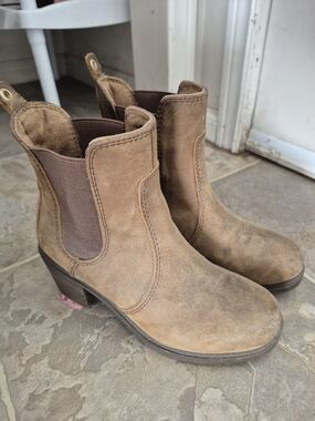 Kodiak Brown Leather Chelsea Ankle Boots